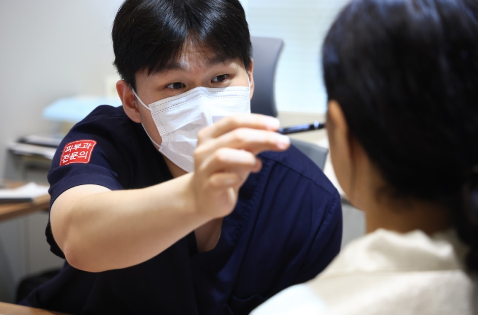 아현피부과, 소프웨이브와 리투오를 같이 받으면 효과가 배가 되는 이유 관련 이미지 1
