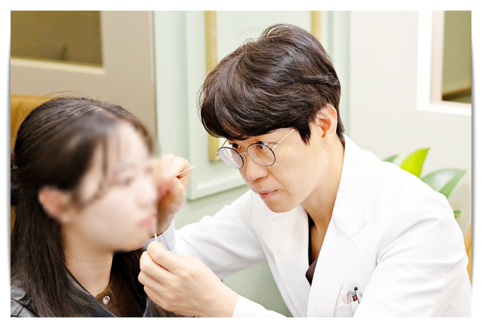 How to Prevent Nasal Tip Drooping image 3