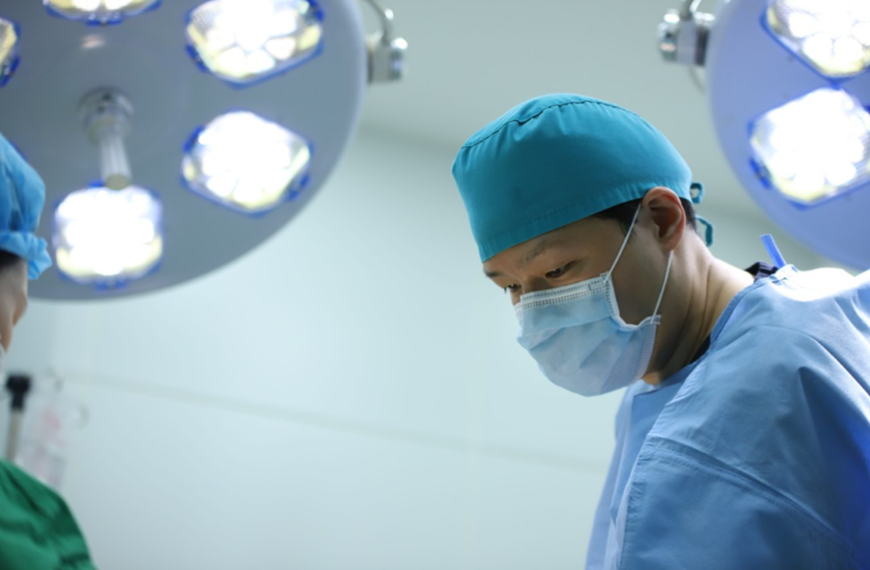 인중축소술 흉터, 덜 남기는 수술법이 따로 있습니다 관련 이미지 6