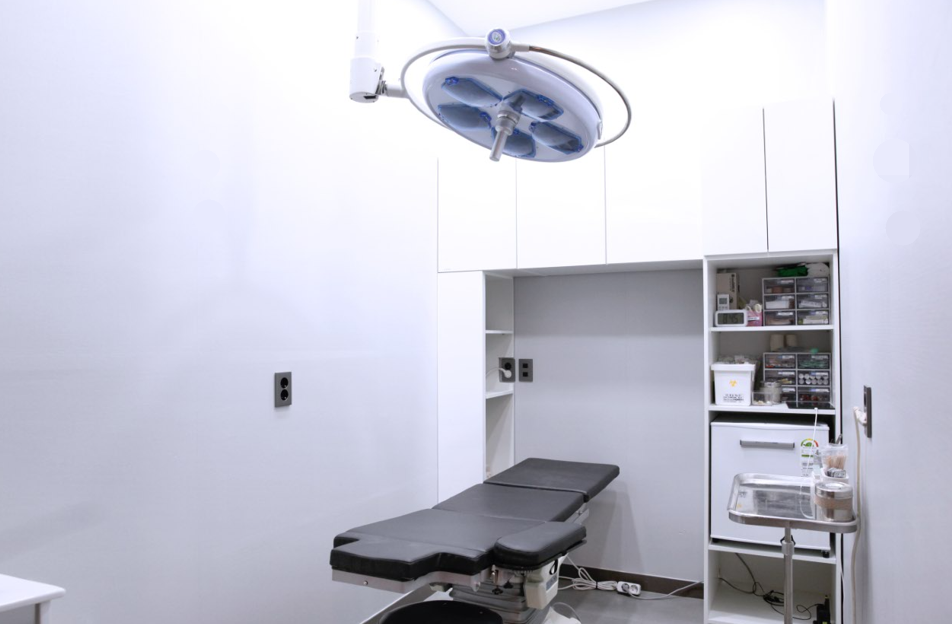 Lower Eyelid Fat Repositioning vs. Lower Blepharoplasty: Choosing the Right Surgery for You image 5