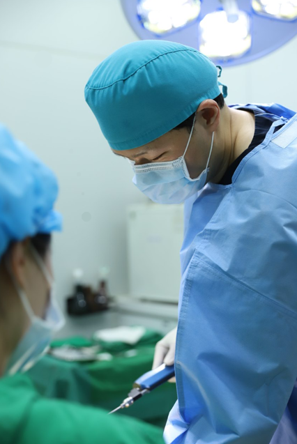 If You’re Worried About Scars or Marks from Breast Fat Grafting, Be Sure to Read This image 2