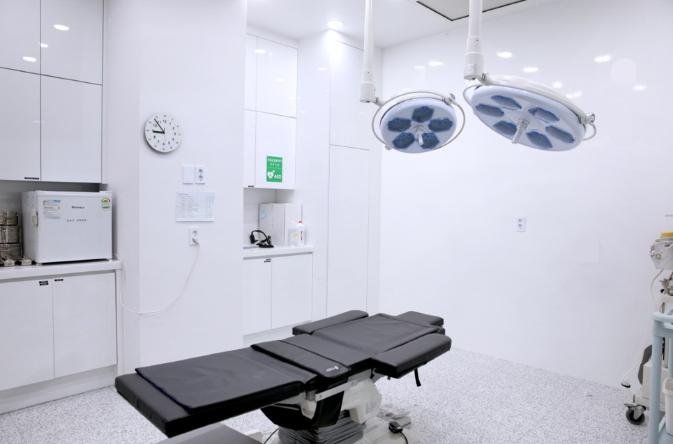 인중축소수술비용, 가격 차이가 나는 이유가 있습니다 관련 이미지 5