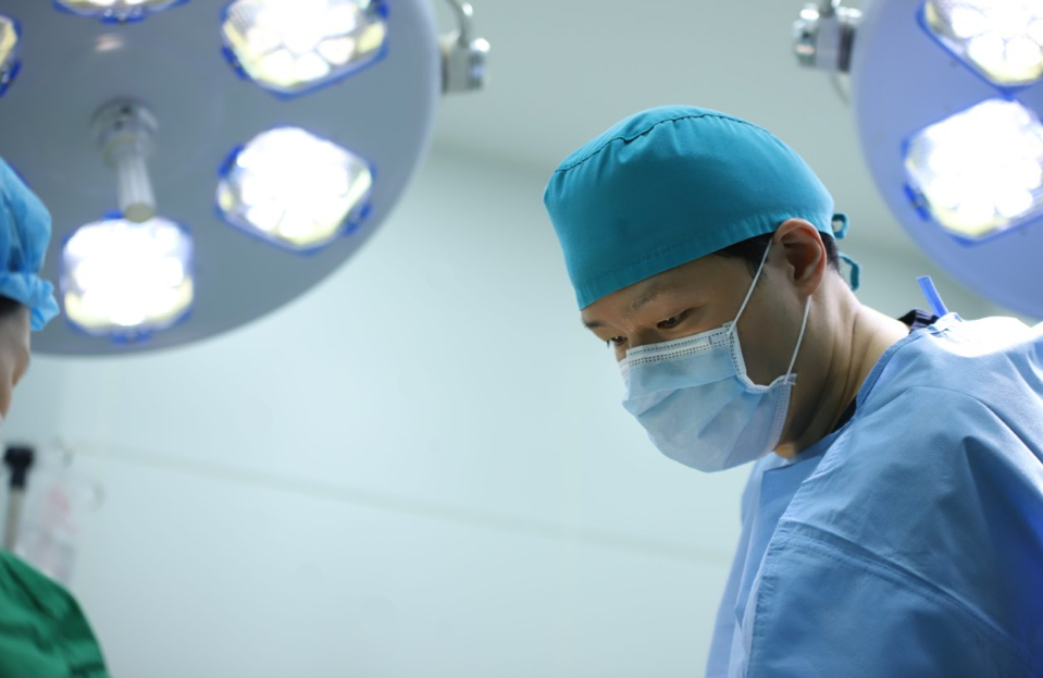 Stem Cell Breast Fat Grafting: Maximizing the Engraftment Rate image 2