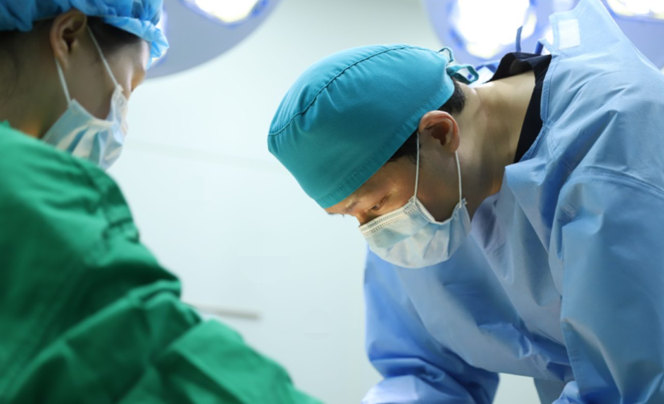 가슴지방이식 후기, 많이 봤는데 더 헷갈린다면 이유가 있습니다 관련 이미지 2