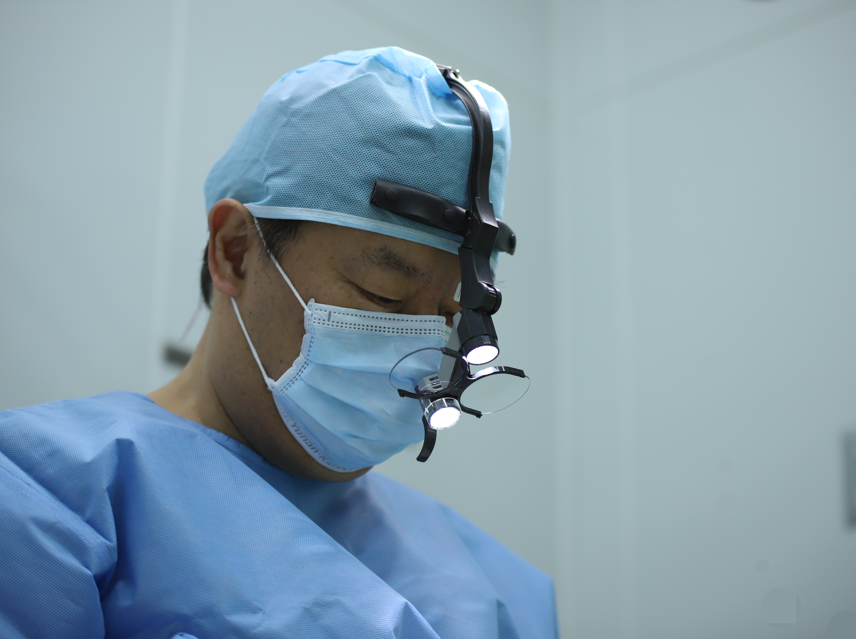 Criteria for Choosing a Clinic for Midlife Eye Surgery and the Importance of Customized Design by Clinic image 6