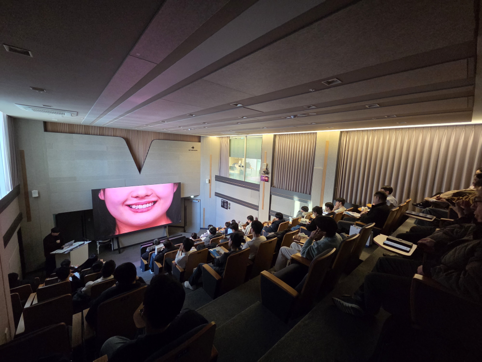 치과의사 대상으로 앞니 레진 빌드업 강의하고 왔습니다 관련 이미지 12