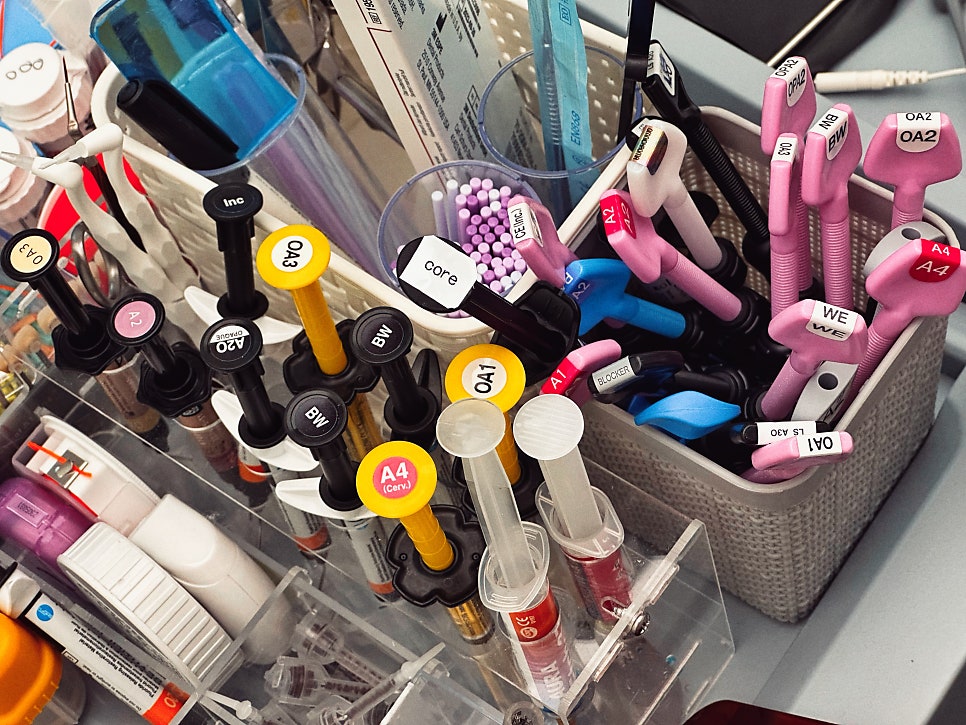 서초/강남 왜소치 레진 비니어, 당일 치료해주는 치과 Direct Composite Veneer in Korea 관련 이미지 4