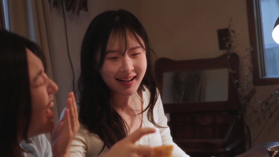 앞니 사이 벌어진 틈, 레진으로 당일치료가 가능할까요 관련 이미지 2