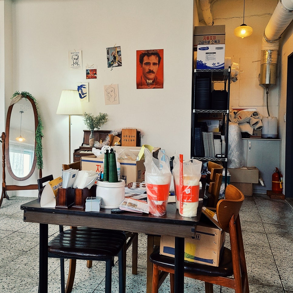 와르르, 브랜딩 무너지는 소리 관련 이미지 2