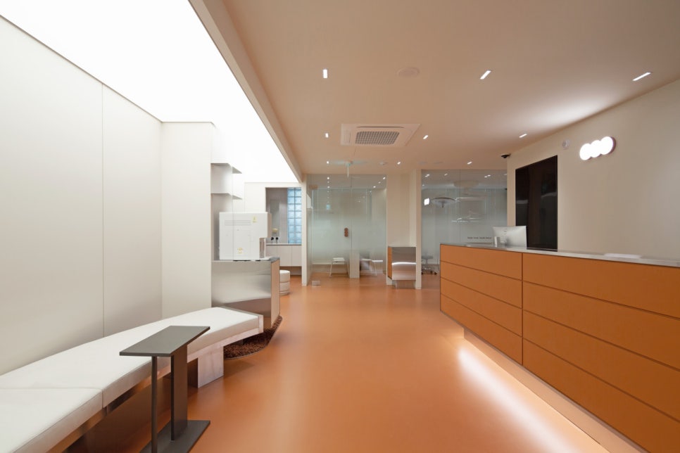 역삼동 치과는 응급실이 아니예요, 원데이 치아미백으로 만드는 환한 미소 관련 이미지 5