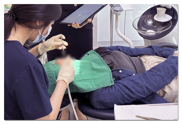 One-Day Teeth Whitening? How to Brighten Your Front Teeth in Just One Day image 5