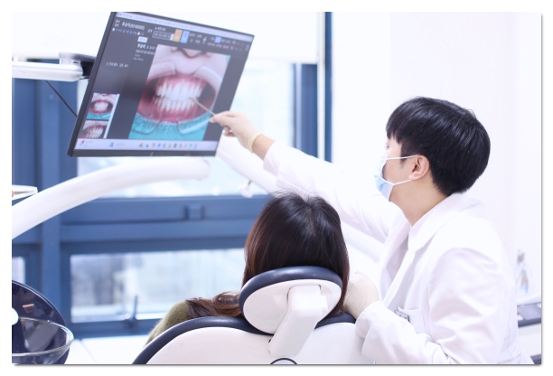 Improving Yellowed Front Teeth with Laminates: When Gum Treatment Is Needed Before Laminates image 10