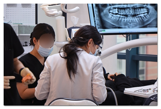 라미네이트 변색 원인과 재시술 기준은? 관련 이미지 8