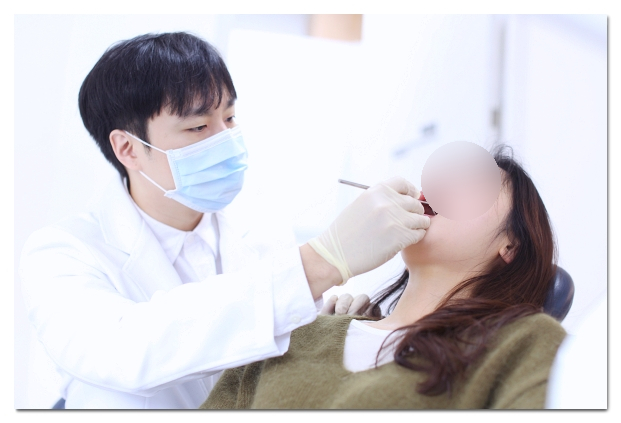 라미네이트 변색 원인과 재시술 기준은? 관련 이미지 1