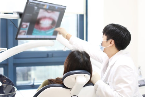 역삼동 앞니벌어짐, 브리네이트 vs 라미네이트 (의사조언) 관련 이미지 9