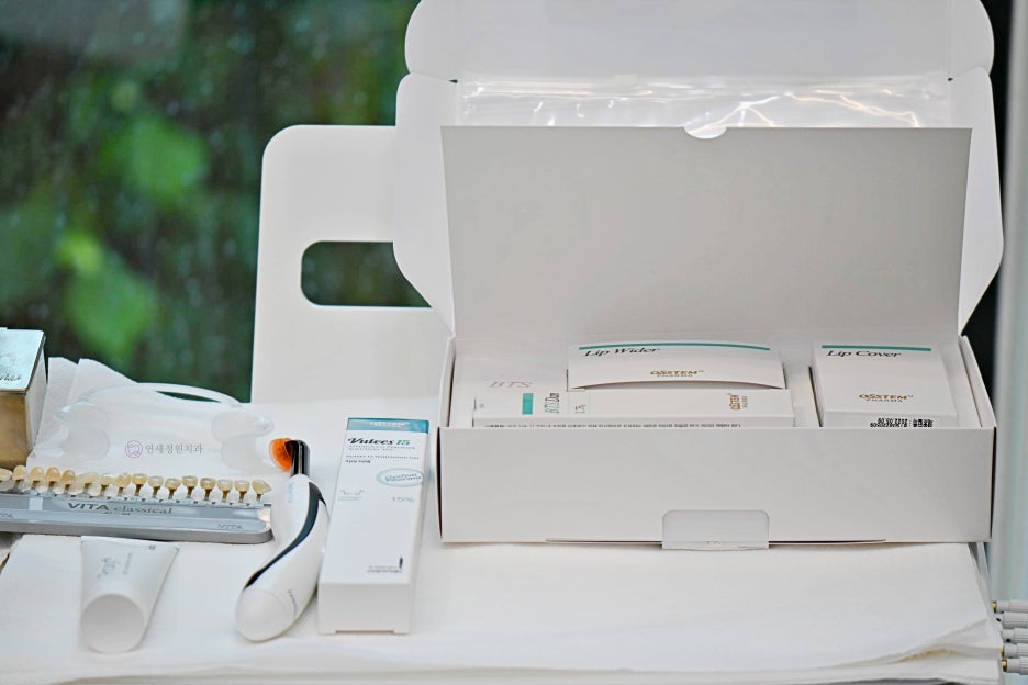 One Day Teeth Whitening Process @ Yonsei JW Dental Clinic 관련 이미지 4