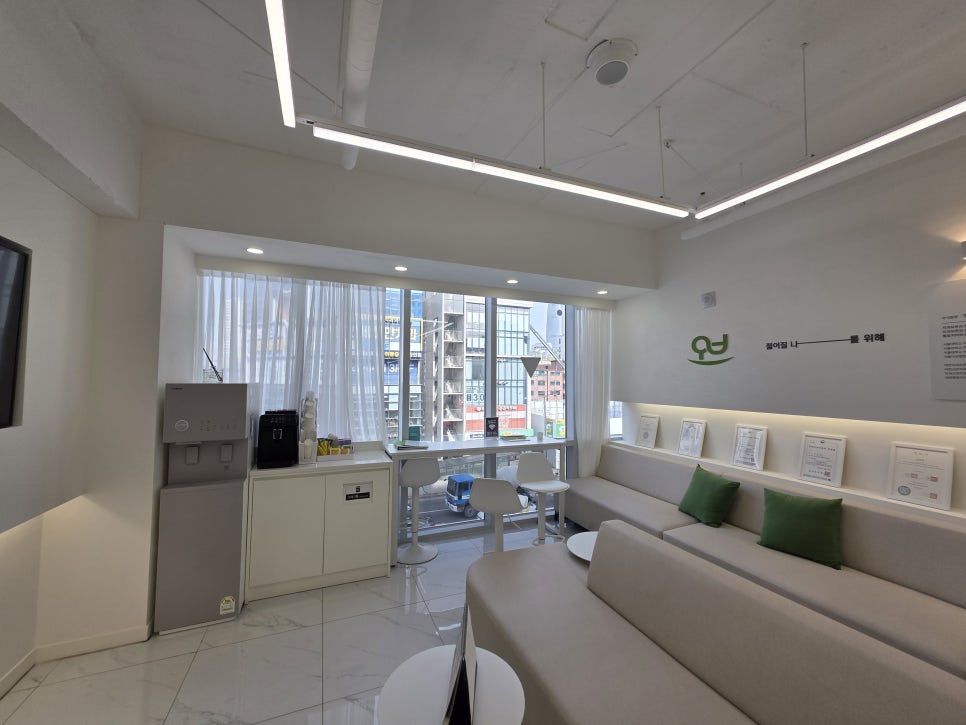 Is an Implant Price Really Worth Trusting? image 25