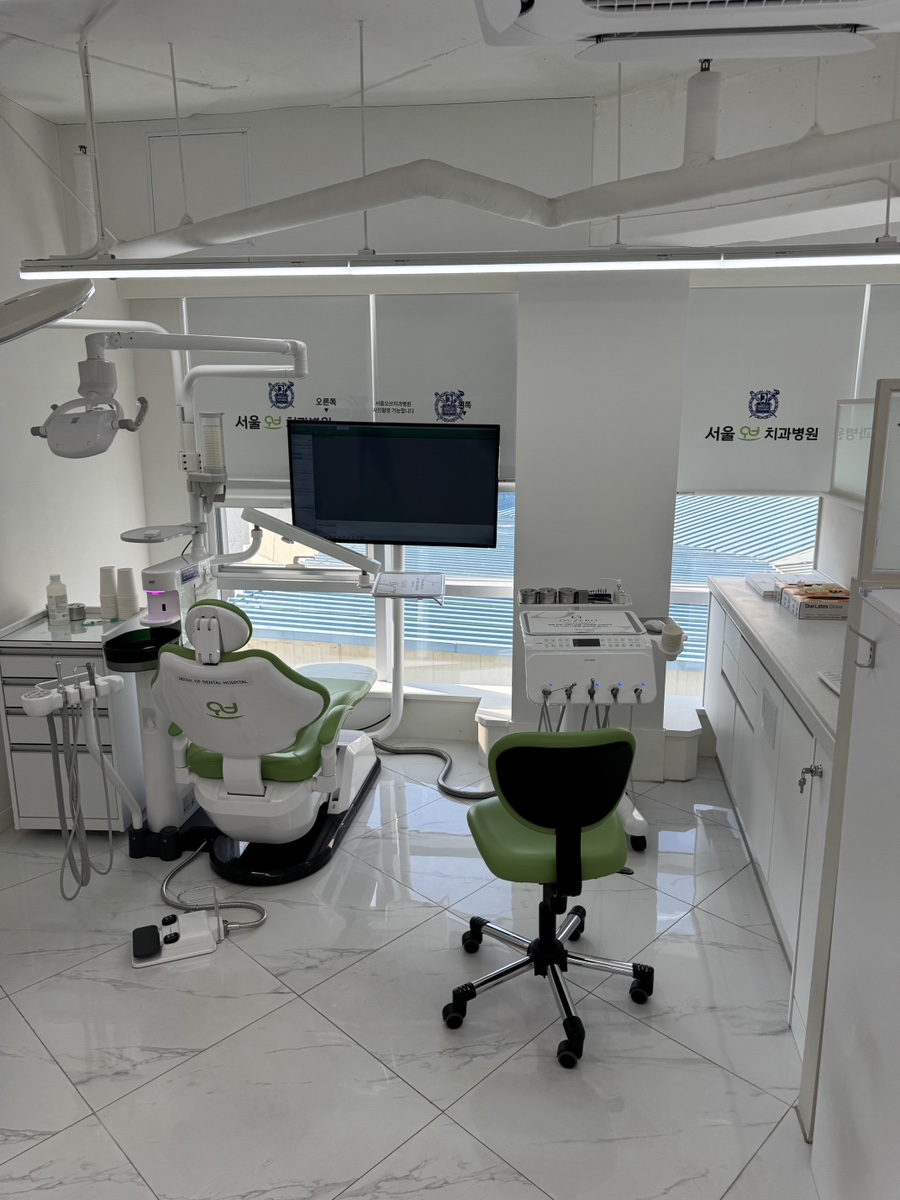 Jamsil Molar Treatment: How to Save on Implant Costs by Paying Close Attention image 9