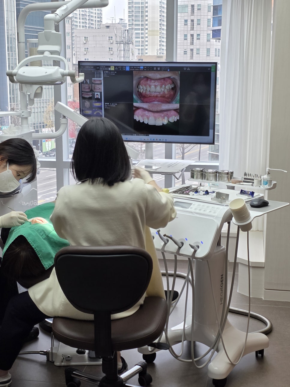 Jamsil Teeth Whitening Comparison | A Simple Breakdown of the Difference Between W-Gel and Beautys image 11