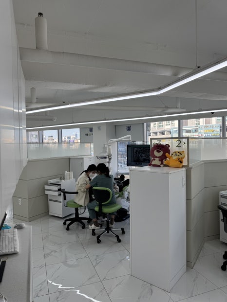 How Was Sensitivity and Discomfort Resolved After Implant Treatment in Jamsil? image 7