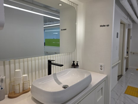 Things You Must Check Before Implant Treatment image 34