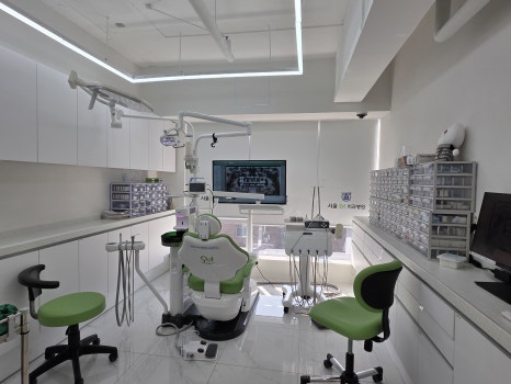 Songpa Dental Clinic: Is Insurance-Covered Implant Treatment Possible? image 13