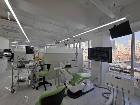 Songpa Dental Clinic: Is Insurance-Covered Implant Treatment Possible? image 6