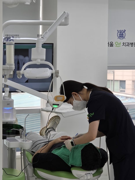 When a molar breaks, do you always need an implant? image 9