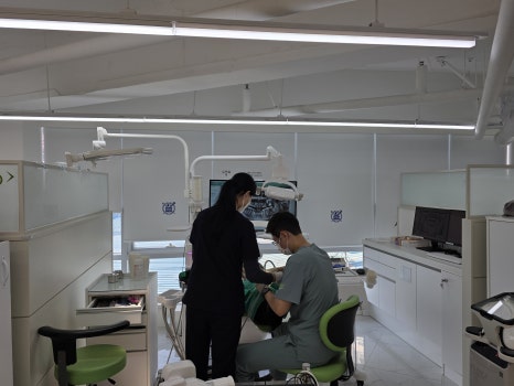 Songpa Dental Clinic: Implant After Molar Extraction image 13