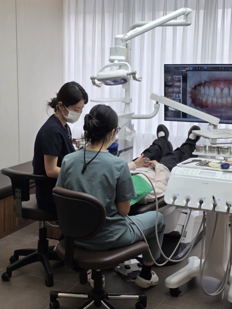 Jamsil Teeth Whitening Comparison | A Simple Breakdown of the Difference Between W-Gel and Beautys image 8