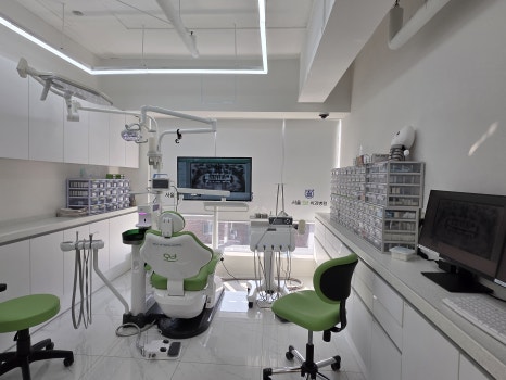 Songpa Dental Clinic: Is Insurance-Covered Implant Treatment Possible? image 14