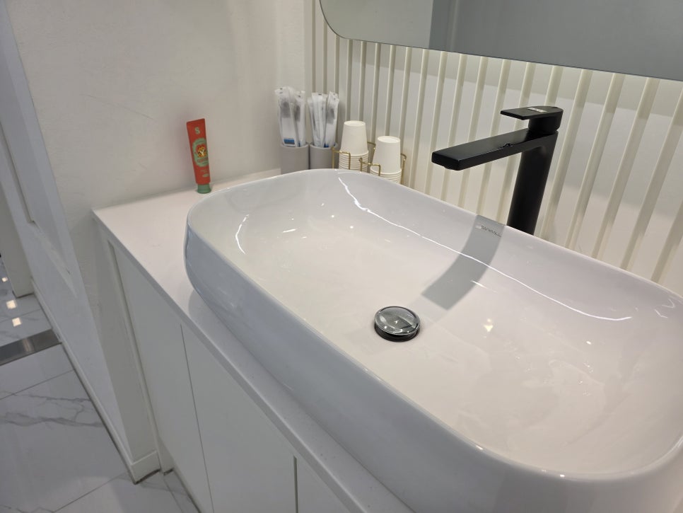 Is an Implant Price Really Worth Trusting? image 31