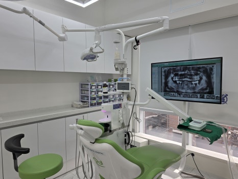 Are Tooth Sensitivity and Bleeding After Scaling Normal? — Clearly Explained by a Jamsil Dental Clinic image 13