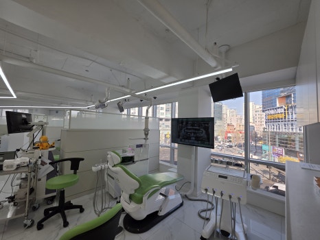 Songpa Dental Clinic: Implant After Molar Extraction image 5