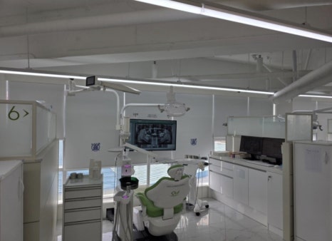 Jamsil Dental Clinic Zirconia Crown Price image 12