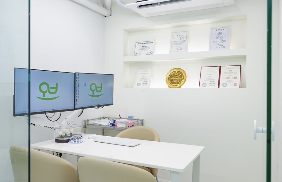 When You’re Curious About the Dental Resin Treatment Process – A Simple Guide to Resin Treatment image 13