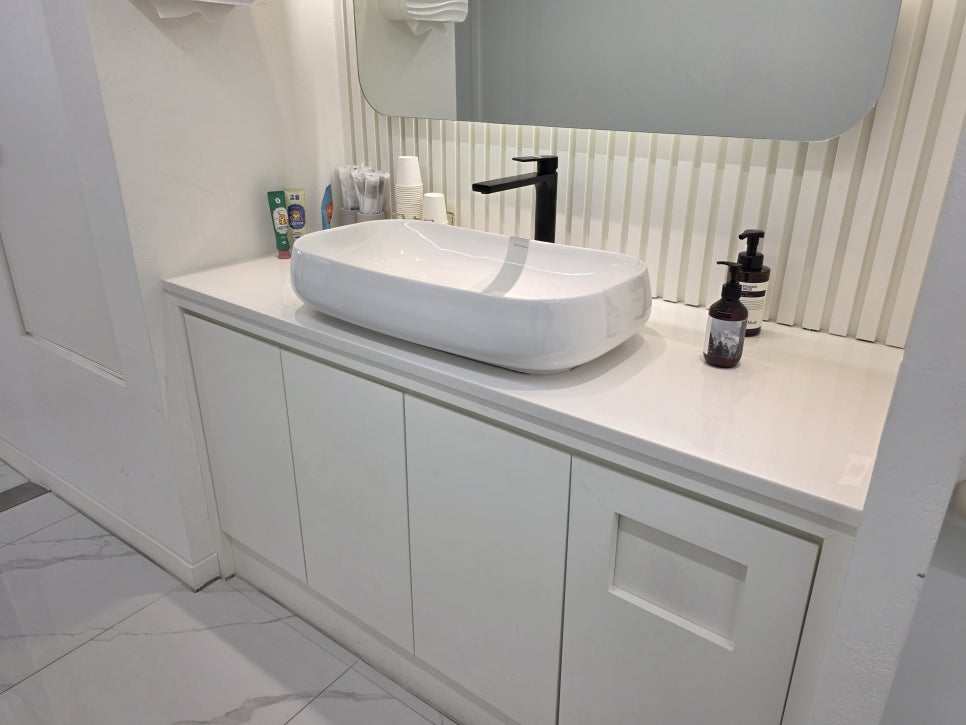 A Case Where Eating Discomfort Was Resolved with a Full Denture image 6