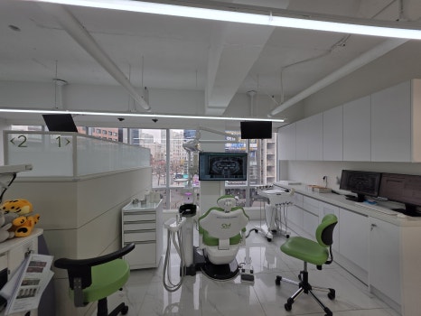 Things You Must Check Before Implant Treatment image 18