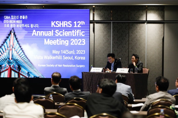 고난이 상황 비절개 모발이식 법(2023년 대한모발이식학회 발표 및 2023년 춘계 성형외과 연수강좌) 관련 이미지 2