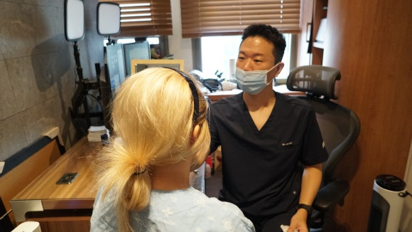 뒷머리 숱이 많아도 모발이식을 못 할 수 있나요? 관련 이미지 3