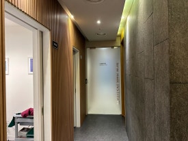 모발이식 후 탈모약, 먹는다? 안먹는다? 탈모의사가 알려드립니다 관련 이미지 1