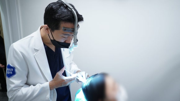 Autologous Cell Hair Loss Treatment, Treatment Using Autologous Follicle Cells image 6