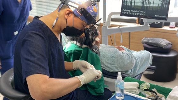 레버쿠젠 미드필더 그라니트 사카, 비절개 모발이식받다 관련 이미지 5
