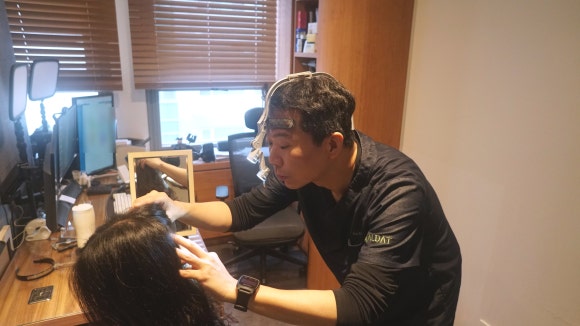 당신이 잃은 건 머리카락이 아니라 말할 용기일지도 모릅니다 관련 이미지 2
