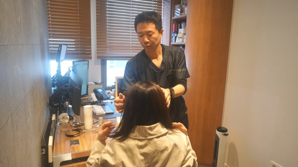 당신이 잃은 건 머리카락이 아니라 말할 용기일지도 모릅니다 관련 이미지 1