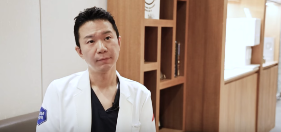 갱년기탈모, 중년 여성의 머리카락 변화 이해하기(원인과 치료) 관련 이미지 4