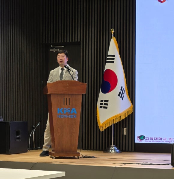 앞으로는 월급의 절반이 보험료? 한국 의료의 불편한 진실 관련 이미지 1