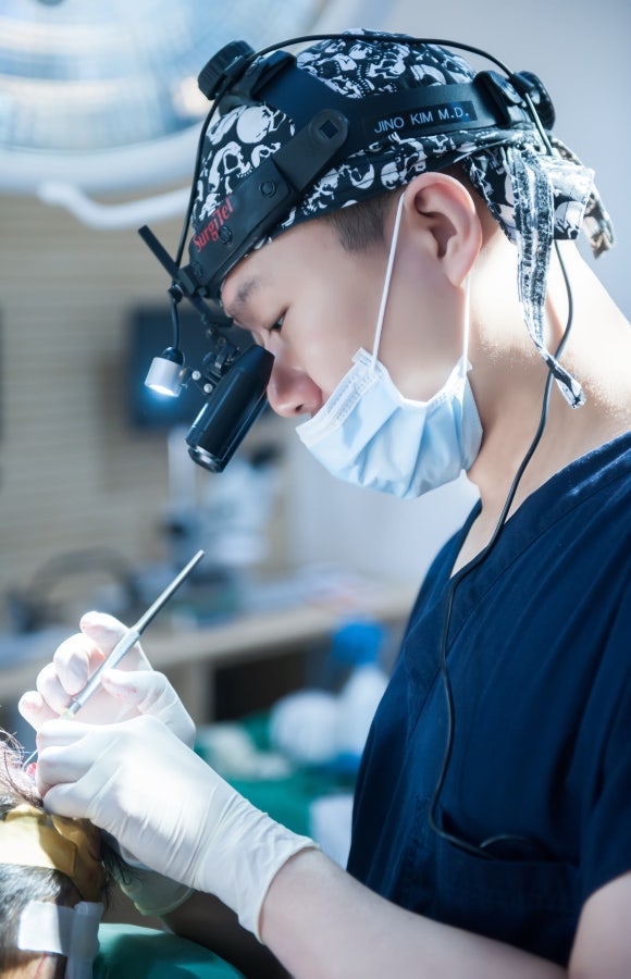 말하지 못해 더 커지는 자부심, 의사의 &lsquo;임금님 귀는 당나귀 귀&rsquo; 관련 이미지 2