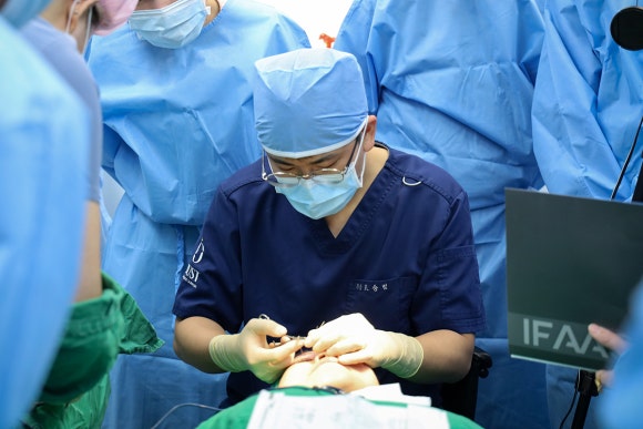 I Personally Received Rituo Plus Peach Lifting from Dr. Pyo Seung-beom! image 4