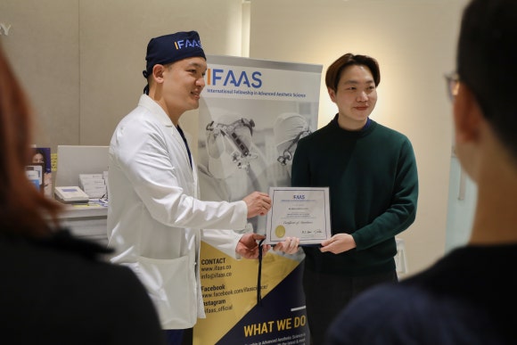 저는 은퇴를 안 하기로 했어요! 관련 이미지 2